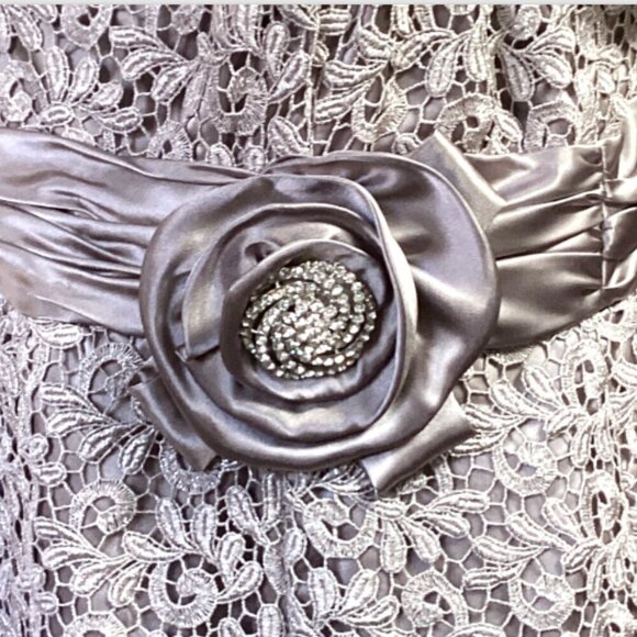 R&M Richards Lace Cocktail Dress Satin Rhinestone Rosette Waistband Sz 16 #159K - Picture 6 of 9
